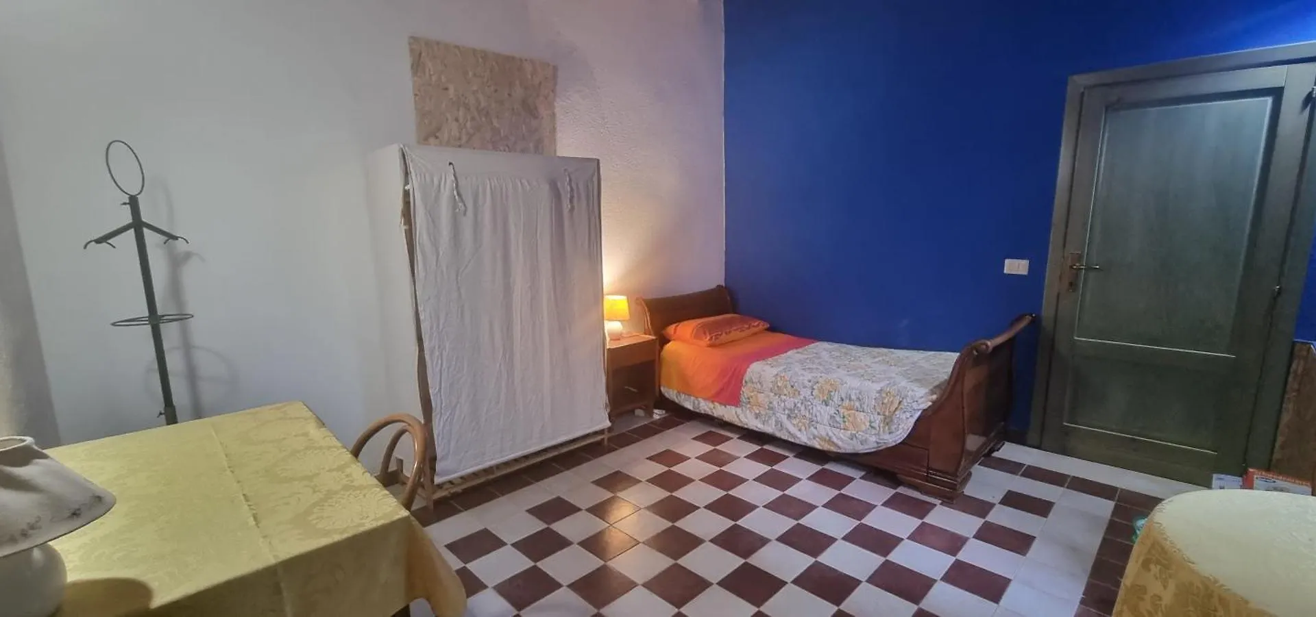 B&B Di Luisa Ledda Ales Italy