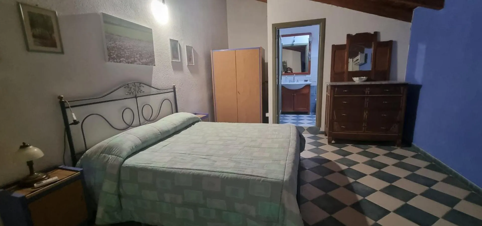 B&B Di Luisa Ledda contacts